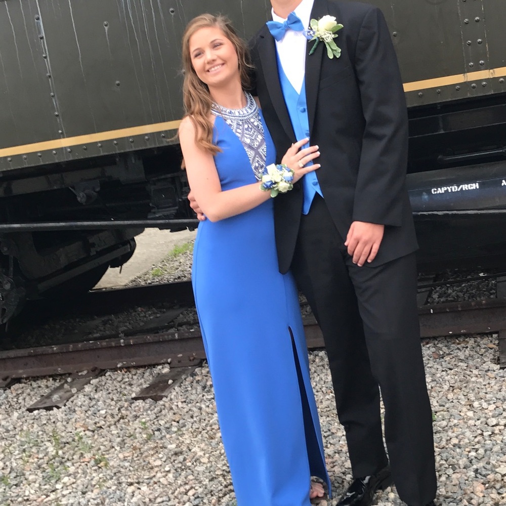 blue prom dress